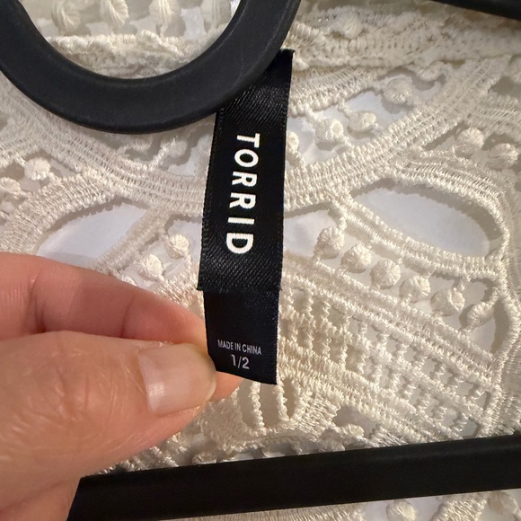 Torrid Plus Size Medallion Knit Ruana - Picture 8 of 9